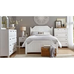 Elmhurst White Queen 4 Piece Room Group