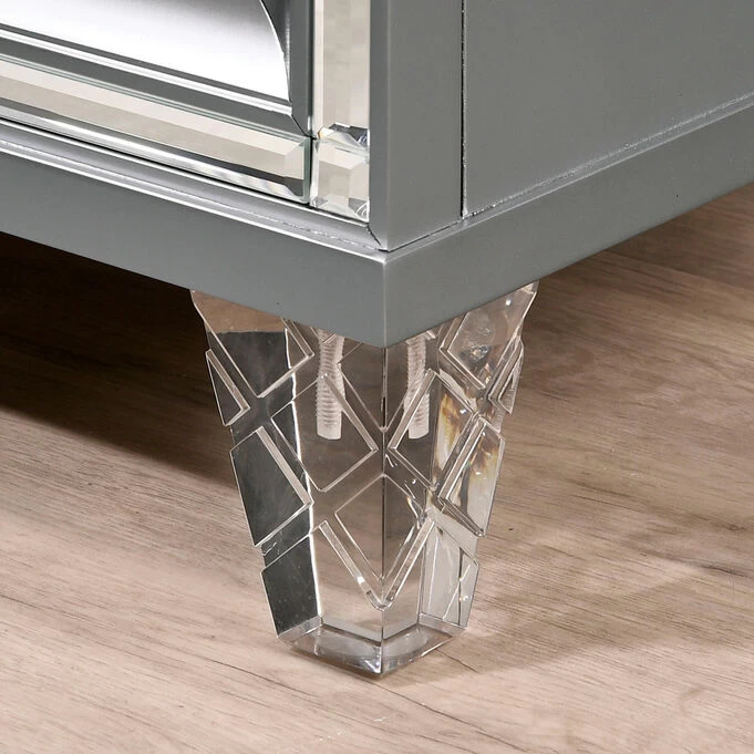 Emmeline Silver Queen 4 Piece Storage Room Group 9 Emmeline Silver Queen 4 Piece Storage Room Group - Image 7