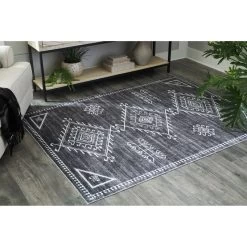 Arloman Black 5x8 Rug -furniture QK1081410 ASHL LF1 RM