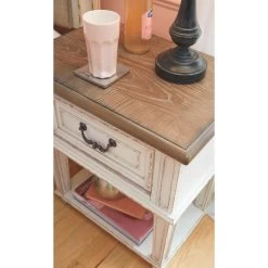 Realyn White Nightstand -furniture QK986584 ASHL IS1 RM